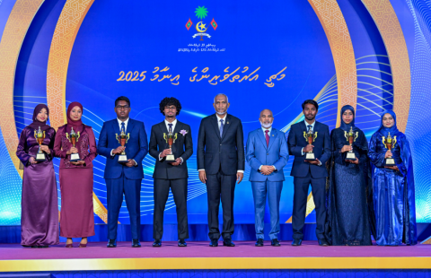 Raees dhevva haassa scholarship 7 dharivarakah libijje