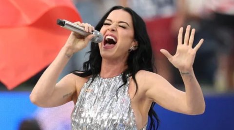 White House ge video ehgai eyna ge lava eh beynun kurumun Katy rulhi gadha vejje