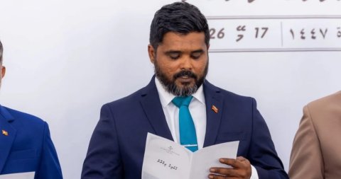 Council thakuge binthah sarukaarah negumaa dhekolhah PNC ge councillor aku!