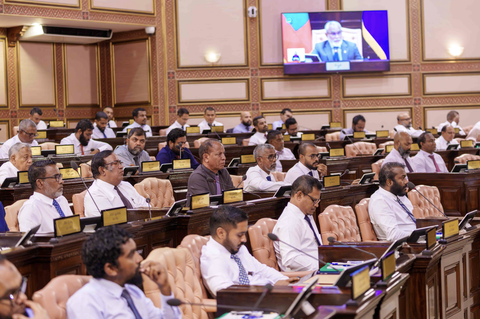Withholding Tax 10 percent ah bodukuraa bill mulhi majileehuge committee in faas koffi