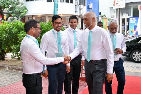 PNC ge naibu raees kamah raees muizzu beynunvaa bayakah vote dheyn anganee