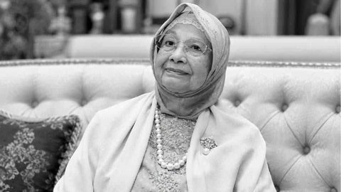 Malaysia ge kureege boduvazeeru Mahathir ge anbikanbalun Siti Hasmah avahaaravejje