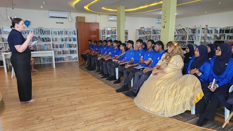 AMFA aai the reading room gulhigen guraidhoo school gai haassa harakaaiy thakeh hingaifi